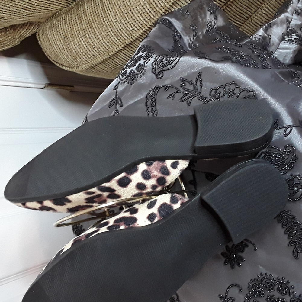 Shoes - Picture 2 of 2